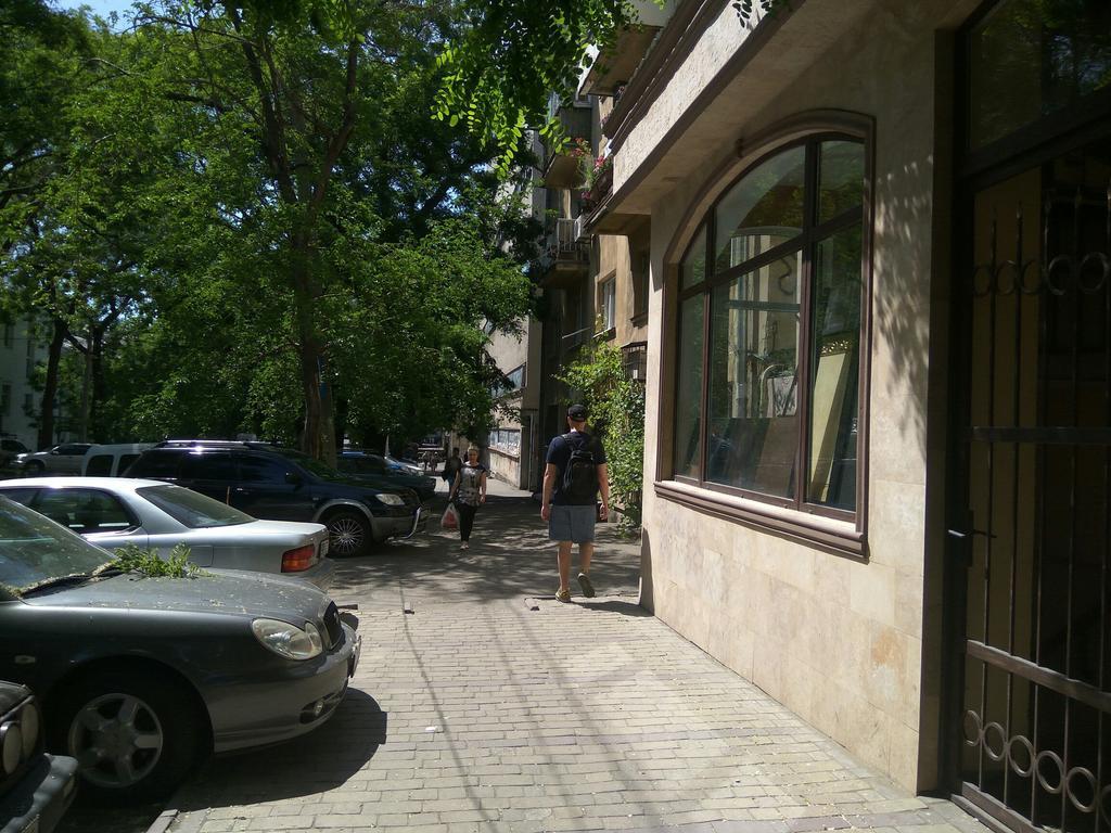 Апартаменты Возле Пляжа Ланжерон Odessa Eksteriør bilde